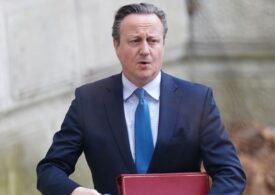 David Cameron holds talks with Donald Trump as part of US visit